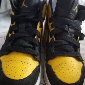 Air Jordan 1 Sneakers